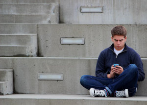 Superar conflito entre pais e filhos adolescentes